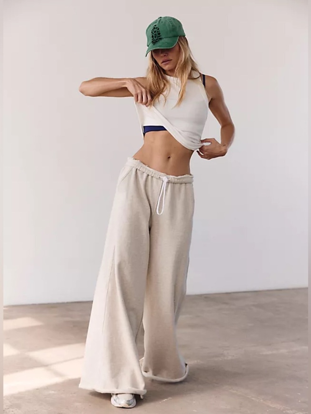 Free People Movement For the win Wide leg slouchy Sweatpants xl